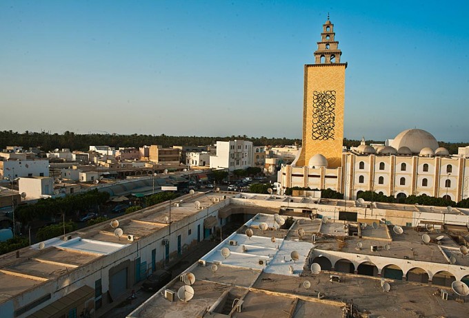 El Seed's mural on Jara Mosque